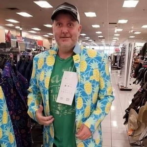 Meet your Posher, Justin